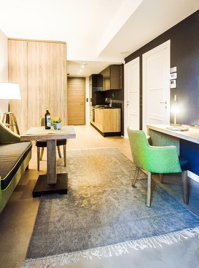 Comfort In Kolonaki Apartment *